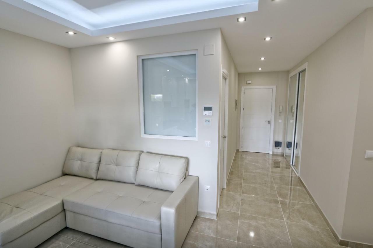Beachfront Luxury Apartment, Puerto Banus, マルベーリャ エクステリア 写真