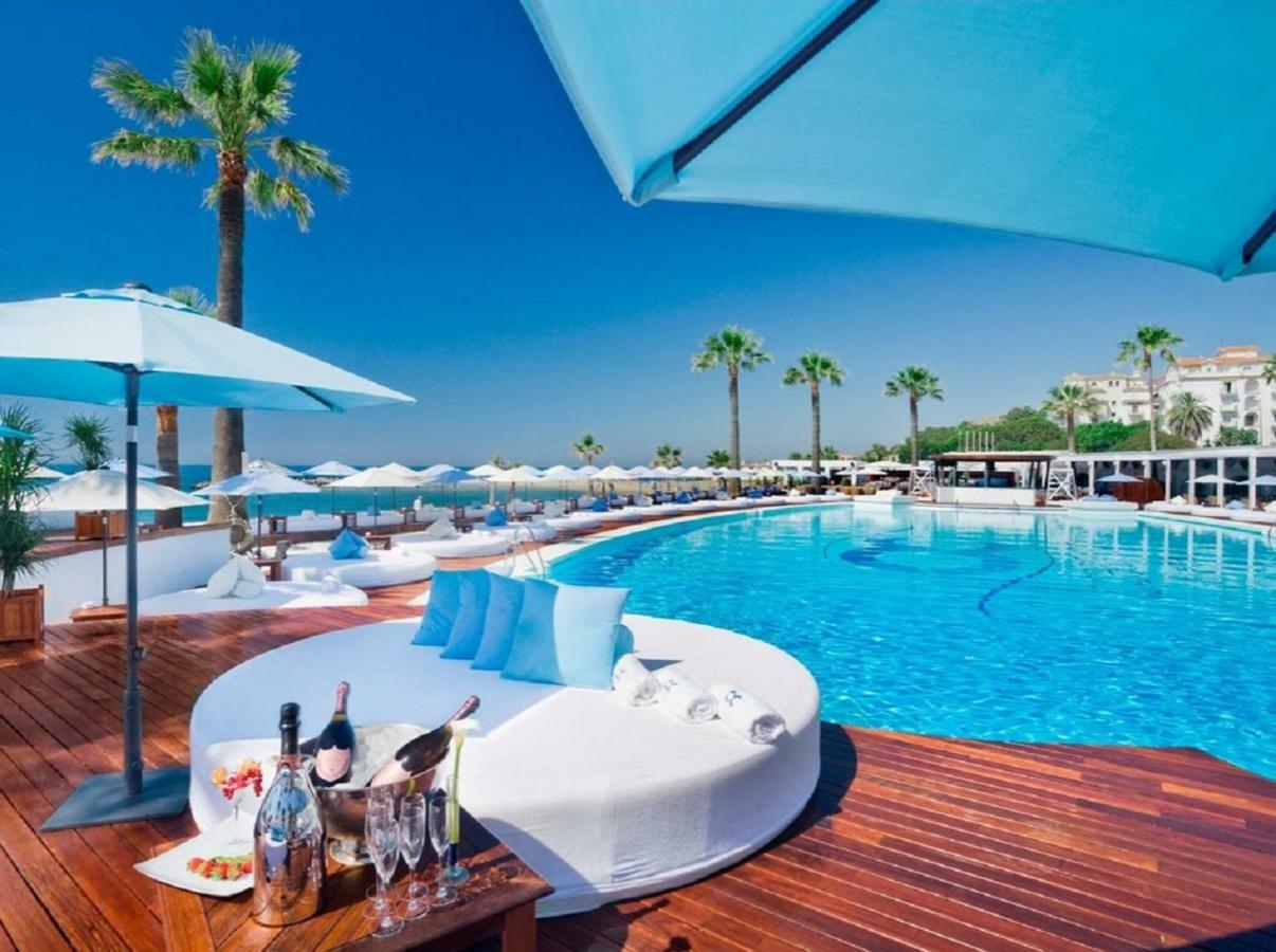 Beachfront Luxury Apartment, Puerto Banus, マルベーリャ エクステリア 写真